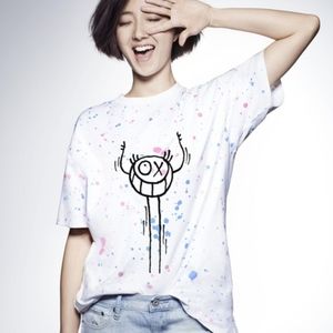 UNIQLO x Andre Saraiva Graphic Grafitti Tee Shirt